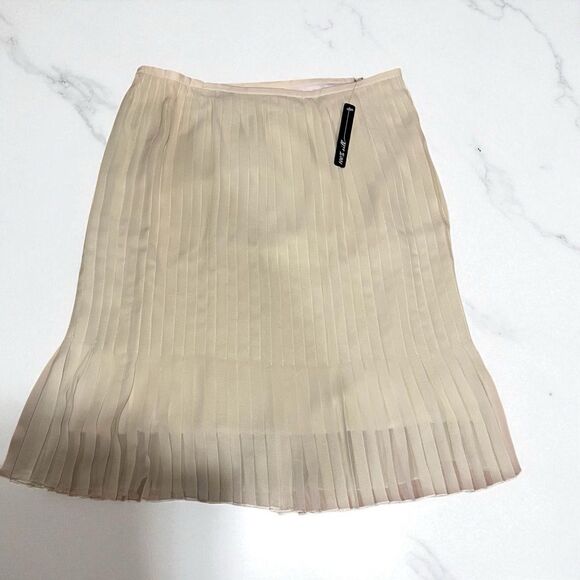 Mac & Jac A Line Pleated Hem Knee Length Skirt Size 6 - Picture 3 of 6